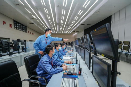 新華全媒+ | 智能巡檢、智慧施工、智控工廠——記者實地探訪5G+工業(yè)互聯(lián)網(wǎng)應(yīng)用成效
